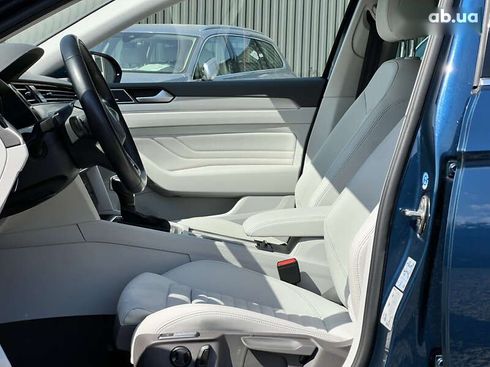 Volkswagen Passat 2022 - фото 30