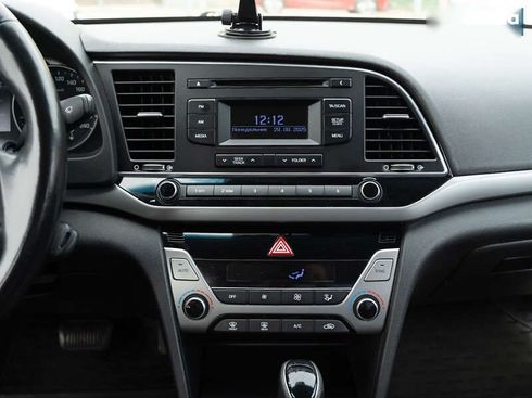 Hyundai Elantra 2018 - фото 22