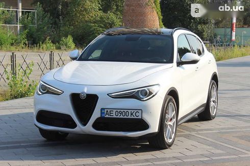 Alfa Romeo Stelvio 2018 - фото 4