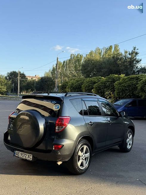 Toyota RAV4 2006 - фото 8