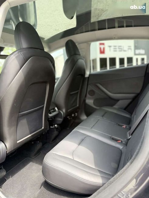 Tesla Model Y 2024 - фото 27