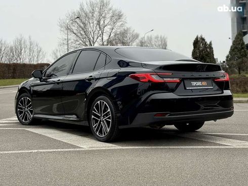 Toyota Camry 2024 - фото 10