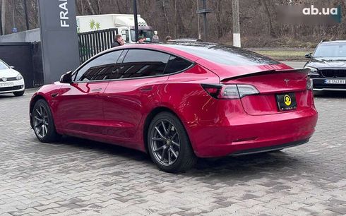 Tesla Model 3 2021 - фото 4