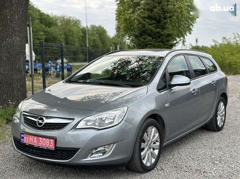 Opel Astra 2010 - фото 10