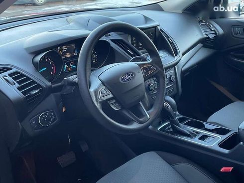 Ford Escape 2018 - фото 19