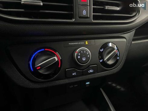 Hyundai i10 2025 - фото 27