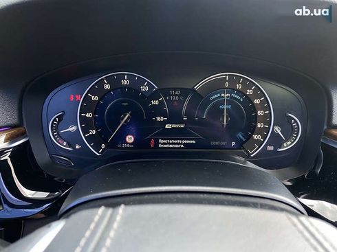 BMW 5 серия 2018 - фото 21