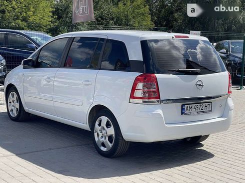 Opel Zafira 2009 - фото 21