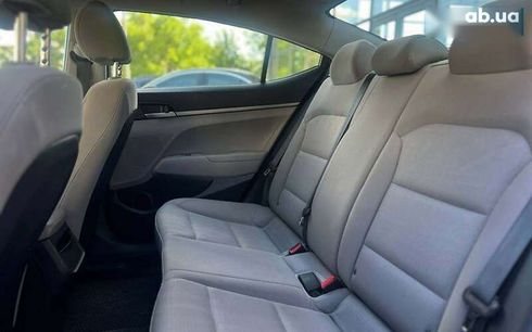 Hyundai Elantra 2016 - фото 19