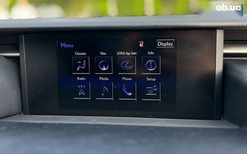 Lexus IS 2015 - фото 11