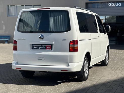 Volkswagen Caravelle 2008 белый - фото 12