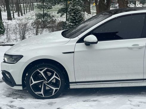 Volkswagen Passat 2021 белый - фото 14