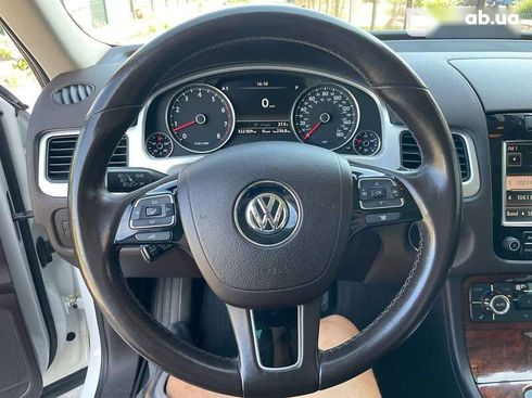 Volkswagen Touareg 2012 - фото 28