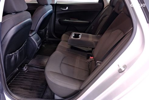 Kia Optima 2016 серебристый - фото 8