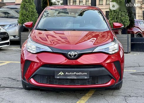 Toyota C-HR 2020 - фото 8