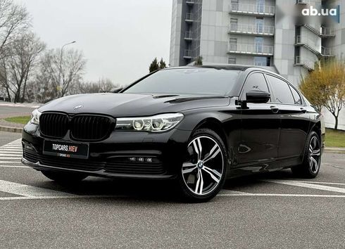 BMW 7 серия 2018 - фото 3