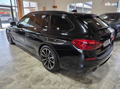 BMW 5 серия 2017 - фото 7