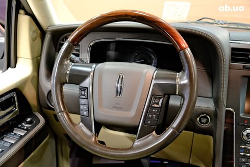 Lincoln Navigator 2016 черный - фото 5