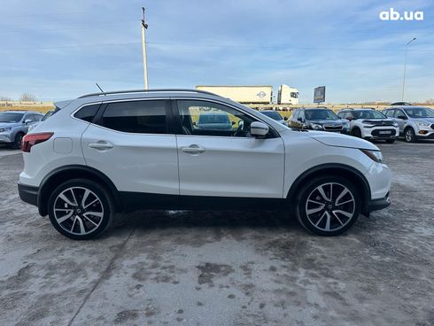 Nissan Rogue 2017 белый - фото 8