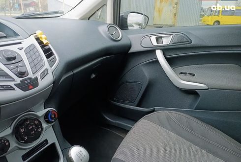 Ford Fiesta 2011 синий - фото 5