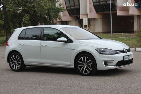 Volkswagen e-Golf 2019 - фото 14