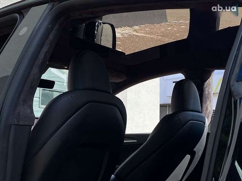 Tesla Model Y 2023 - фото 14