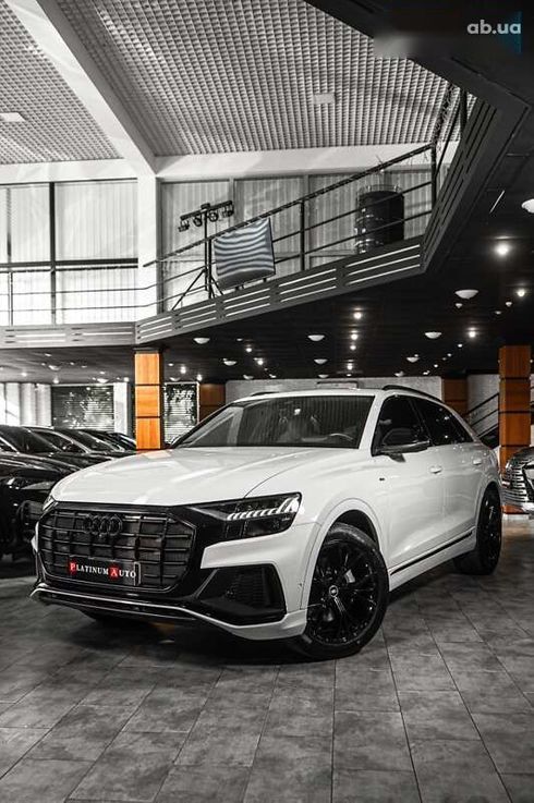 Audi Q8 2021 - фото 4