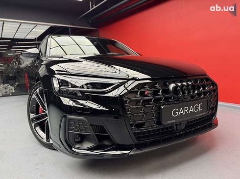Audi S8 2024 - фото 10