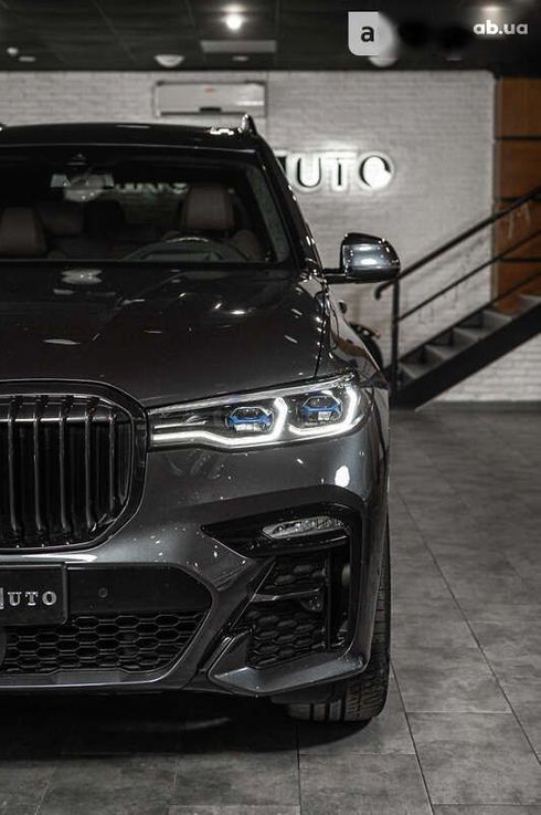 BMW X7 2022 - фото 12