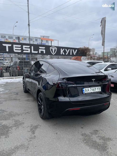 Tesla Model Y 2023 - фото 24