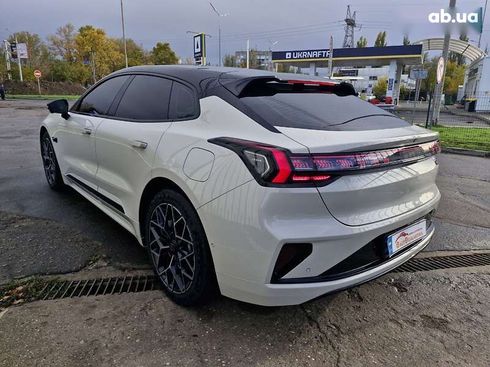 Zeekr 001 2025 - фото 4