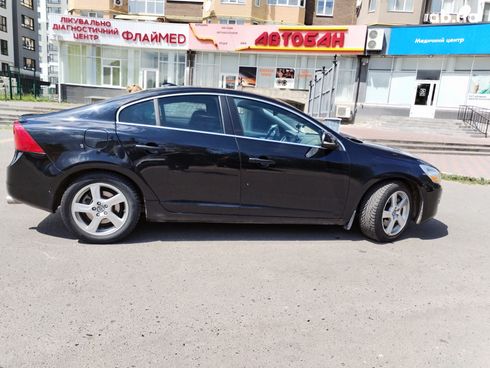 Volvo S60 2011 черный - фото 9