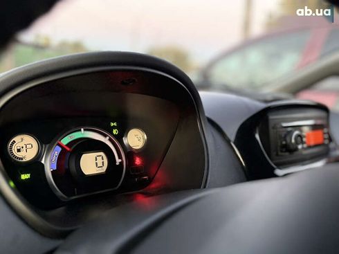 Peugeot iOn 2013 - фото 13