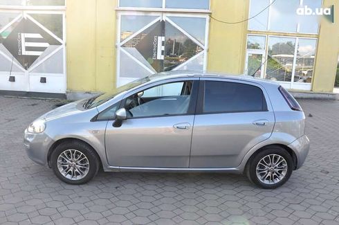 Fiat Punto 2012 - фото 12