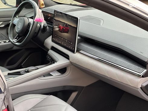 Zeekr 001 2021 красный - фото 23