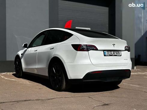Tesla Model Y 2021 - фото 8