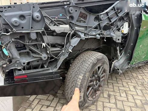 Tesla Cybertruck 2025 - фото 19