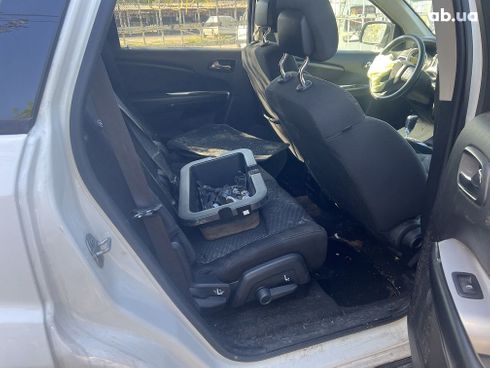 Dodge Journey 2018 белый - фото 4