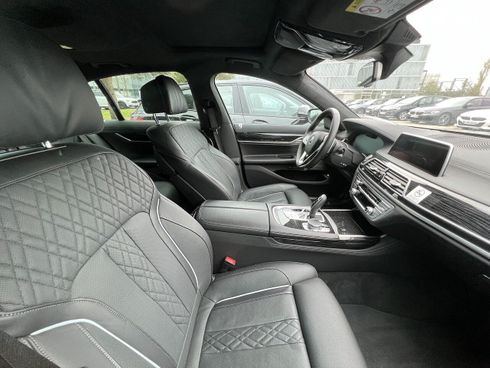 BMW 7 серия 2021 - фото 5