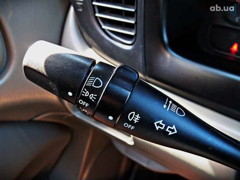 Nissan Almera 2008 - фото 9