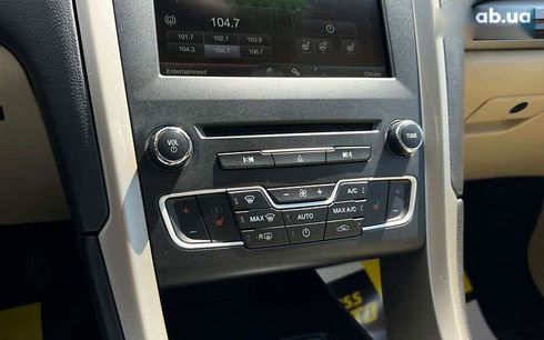 Ford Fusion 2016 - фото 19