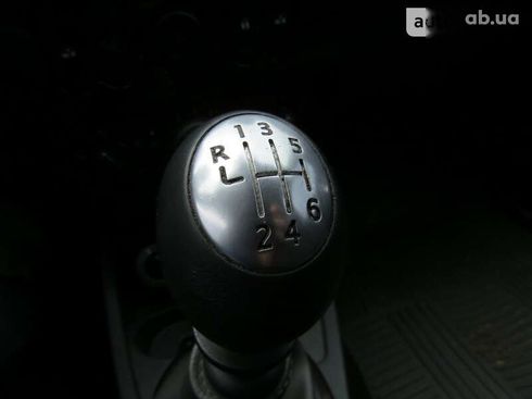Renault Duster 2010 - фото 19