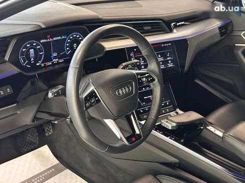 Audi e-tron S 2021 - фото 23