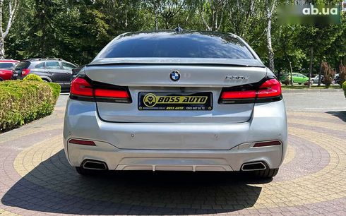 BMW 5 серия 2018 - фото 6
