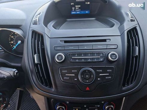 Ford Escape 2017 - фото 27