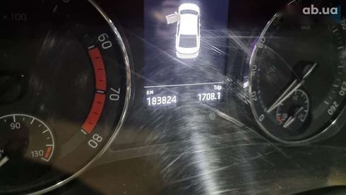 Skoda Octavia 2022 - фото 11