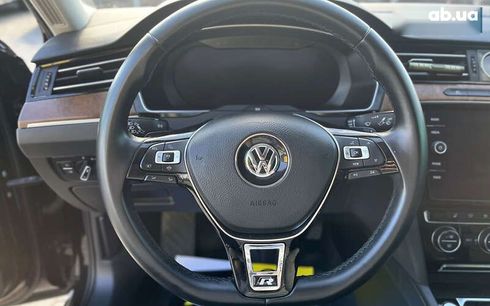 Volkswagen Passat 2018 - фото 13