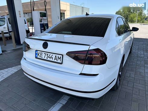 Volkswagen Passat 2018 - фото 16