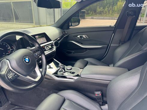BMW 3 серия 2019 белый - фото 14