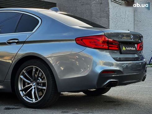 BMW 5 серия 2017 - фото 18